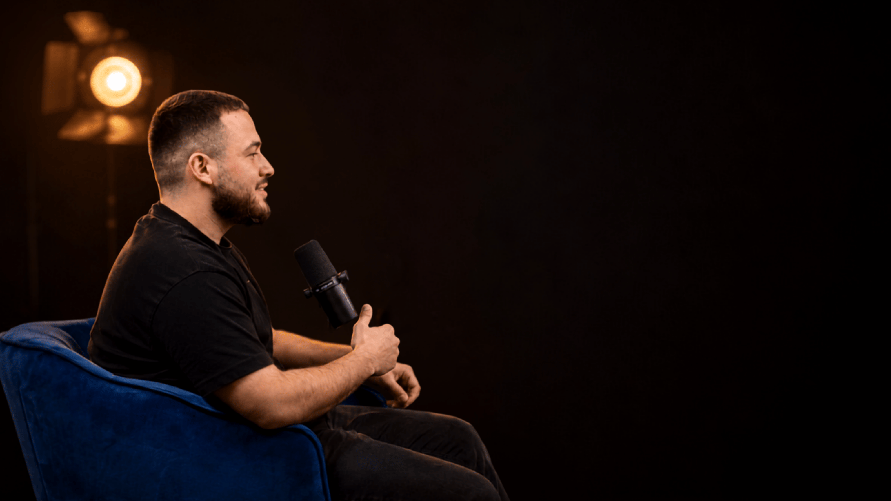 Mathieu, créateur du média RUSH, lors d’une interview immersive
